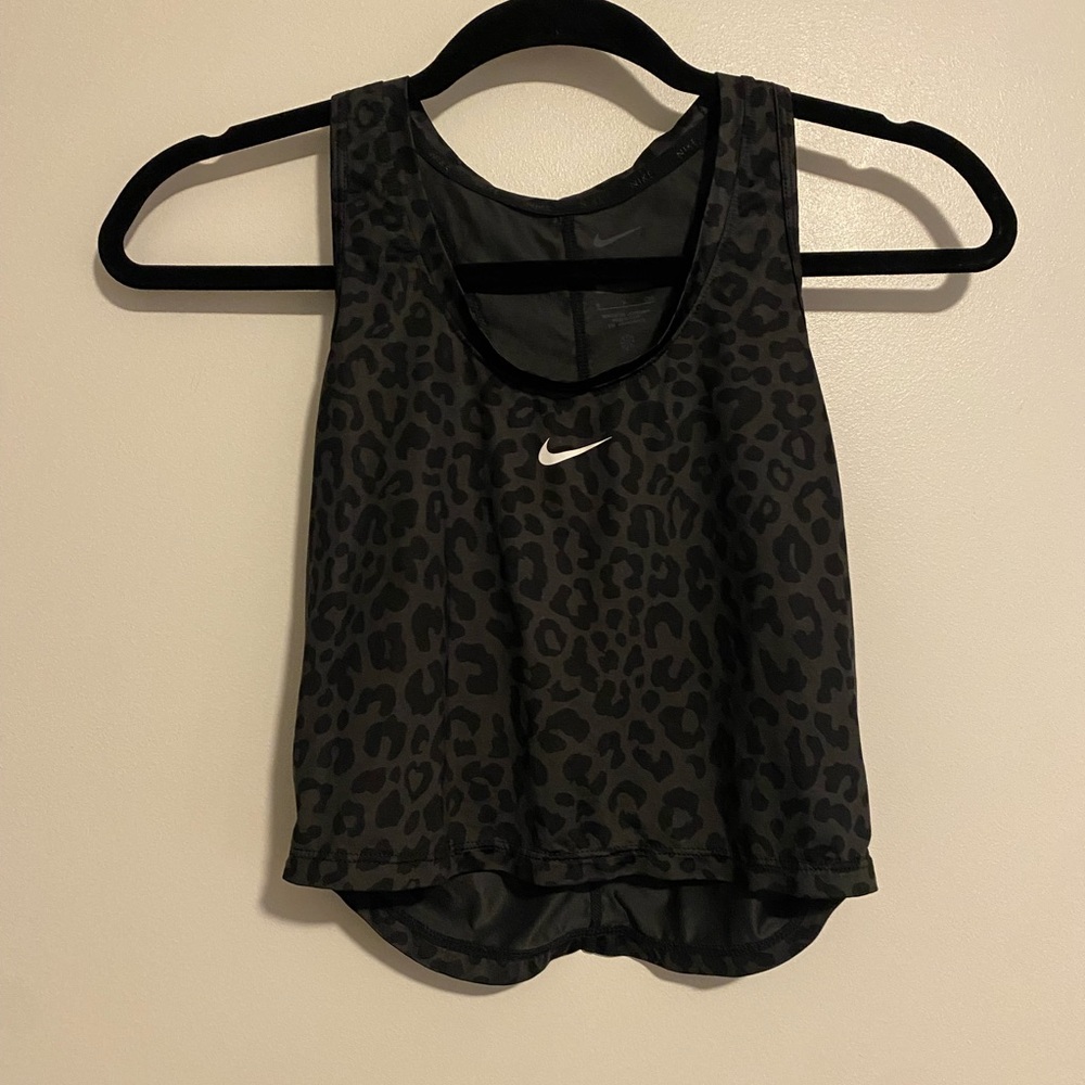 Nike Women's Black Leopard Print Tank Top